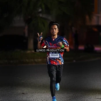 Runner Photo 7881634