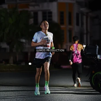 Runner Photo 7881677