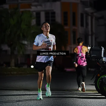 Runner Photo 7881679