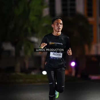Runner Photo 7881758