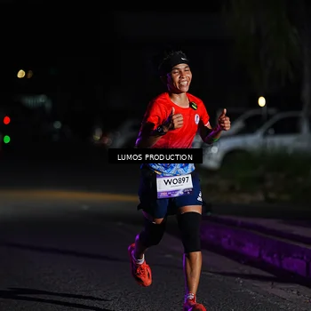 Runner Photo 7881890