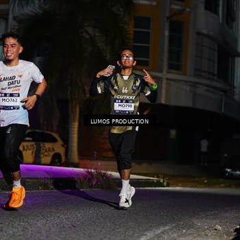 Runner Photo 7881981