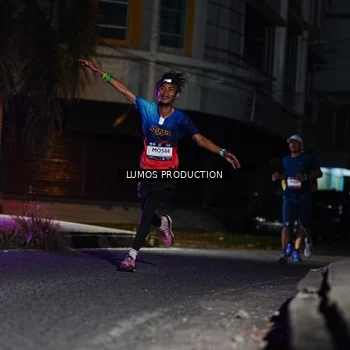 Runner Photo 7882014