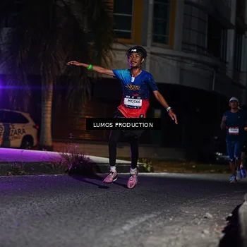 Runner Photo 7882019
