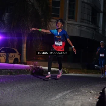 Runner Photo 7882024