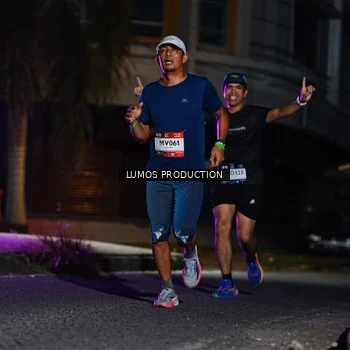 Runner Photo 7882037