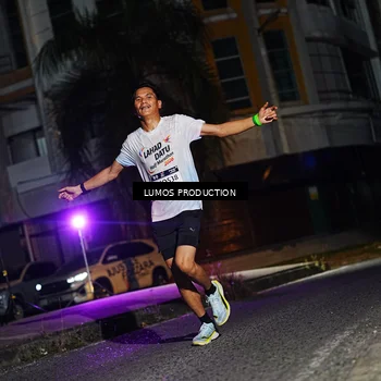 Runner Photo 7882076