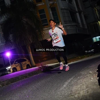 Runner Photo 7882081