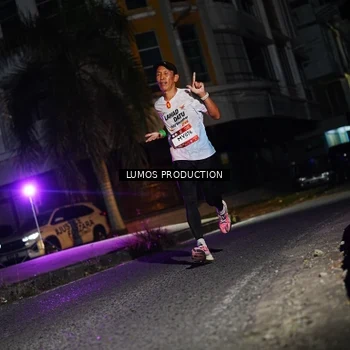 Runner Photo 7882088