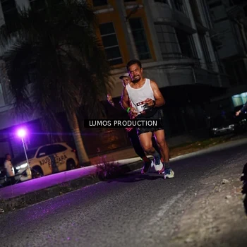 Runner Photo 7882111