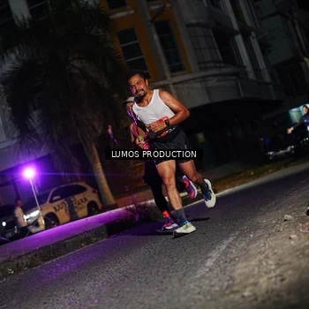 Runner Photo 7882117