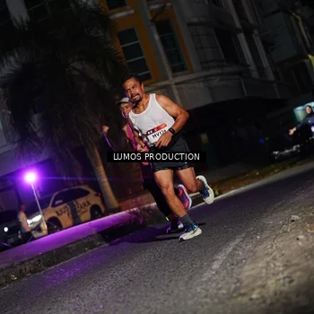Runner Photo 7882121