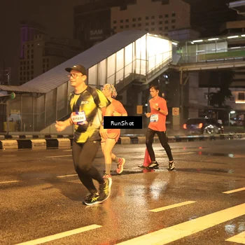 Runner Photo 7882145
