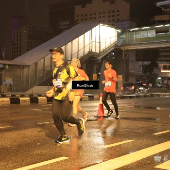 Runner Photo 7882151