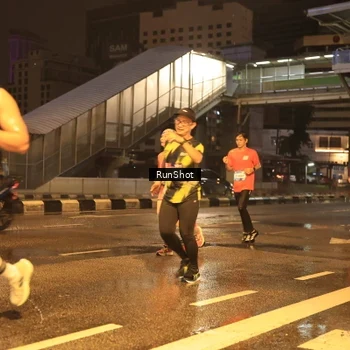 Runner Photo 7882152
