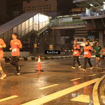 Runner Photo 7882155