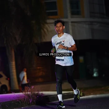 Runner Photo 7882175