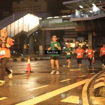 Runner Photo 7882178