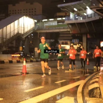 Runner Photo 7882181