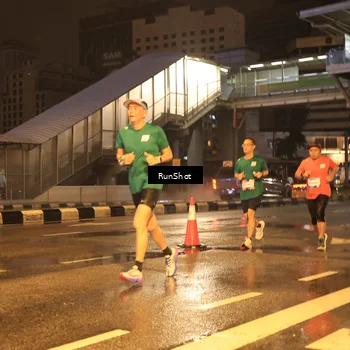 Runner Photo 7882190