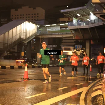 Runner Photo 7882192
