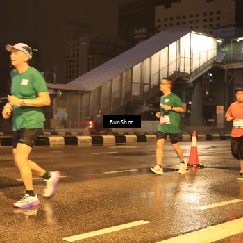 Runner Photo 7882196