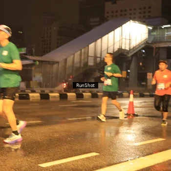 Runner Photo 7882197