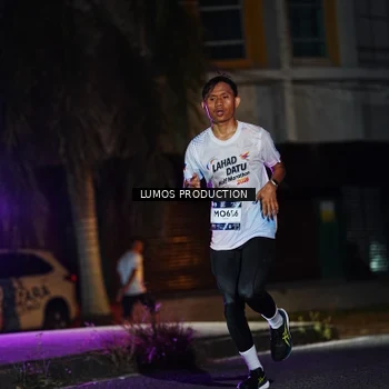 Runner Photo 7882203