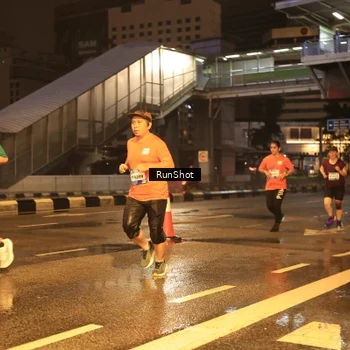 Runner Photo 7882208