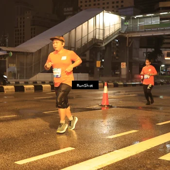 Runner Photo 7882219