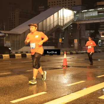 Runner Photo 7882220
