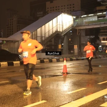 Runner Photo 7882228