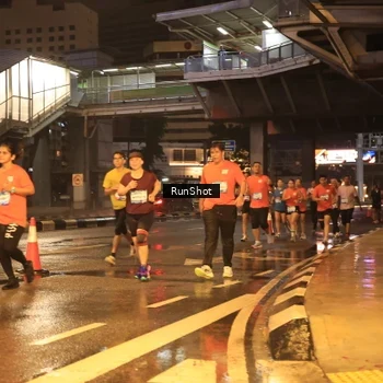 Runner Photo 7882244