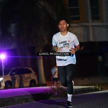Runner Photo 7882245