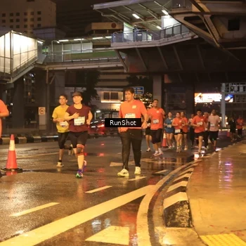 Runner Photo 7882250