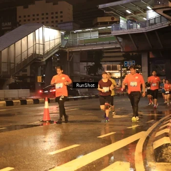 Runner Photo 7882253