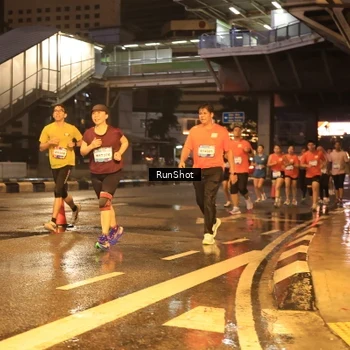 Runner Photo 7882259