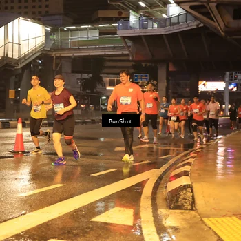 Runner Photo 7882263
