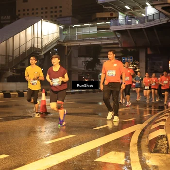 Runner Photo 7882265