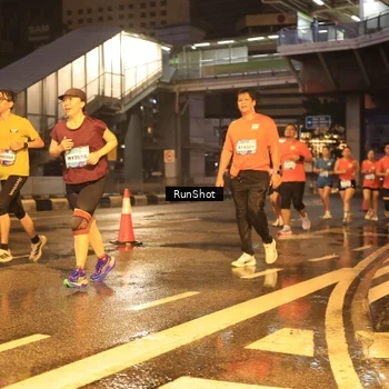 Runner Photo 7882270