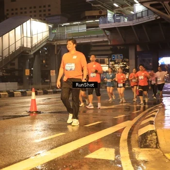 Runner Photo 7882285