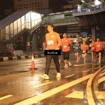 Runner Photo 7882288