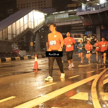 Runner Photo 7882303