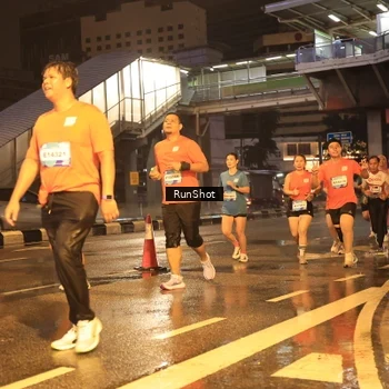 Runner Photo 7882304