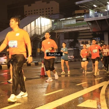 Runner Photo 7882309