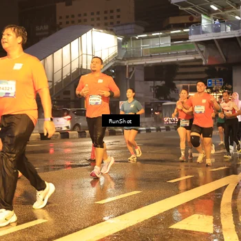 Runner Photo 7882311