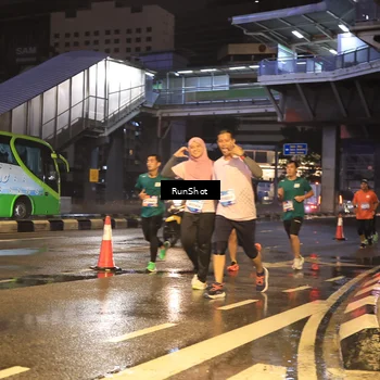 Runner Photo 7882313