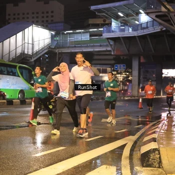 Runner Photo 7882317