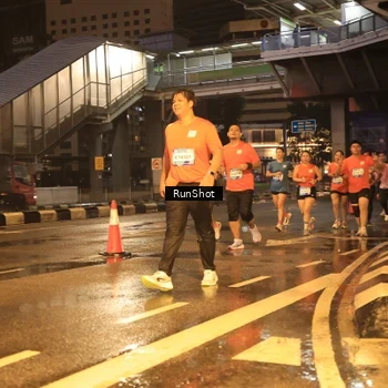 Runner Photo 7882332
