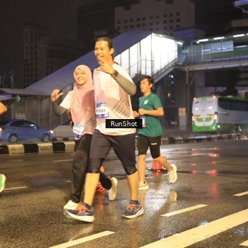 Runner Photo 7882347